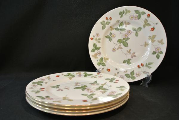 Wedgwood ウェッジウッド ワイルドストロベリー プレート Wedgwood ウェッジウッド ワイルドストロベリー プレート