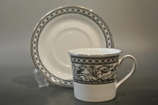 Wedgwood ウェッジウッド コントラスト デミタスカップ&ソーサー Wedgwood ウェッジウッド コントラスト デミタスカップ&ソーサー