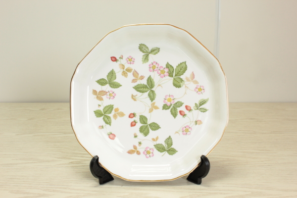 Wedgwood ウェッジウッド ワイルドストロベリー プレート Wedgwood ウェッジウッド ワイルドストロベリー プレート