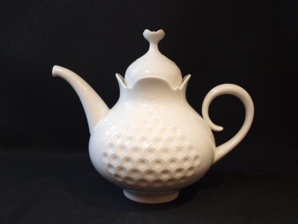 Meissen マイセン ホワイトレリーフ ティーポット Meissen マイセン ホワイトレリーフ ティーポット