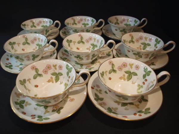 Wedgwood ウェッジウッド ワイルドストロベリー カップ&ソーサー Wedgwood ウェッジウッド ワイルドストロベリー カップ&ソーサー